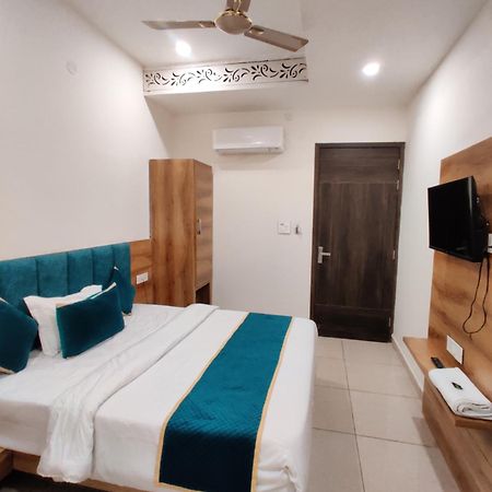 Hotel D S Inn Amritsar Exterior photo