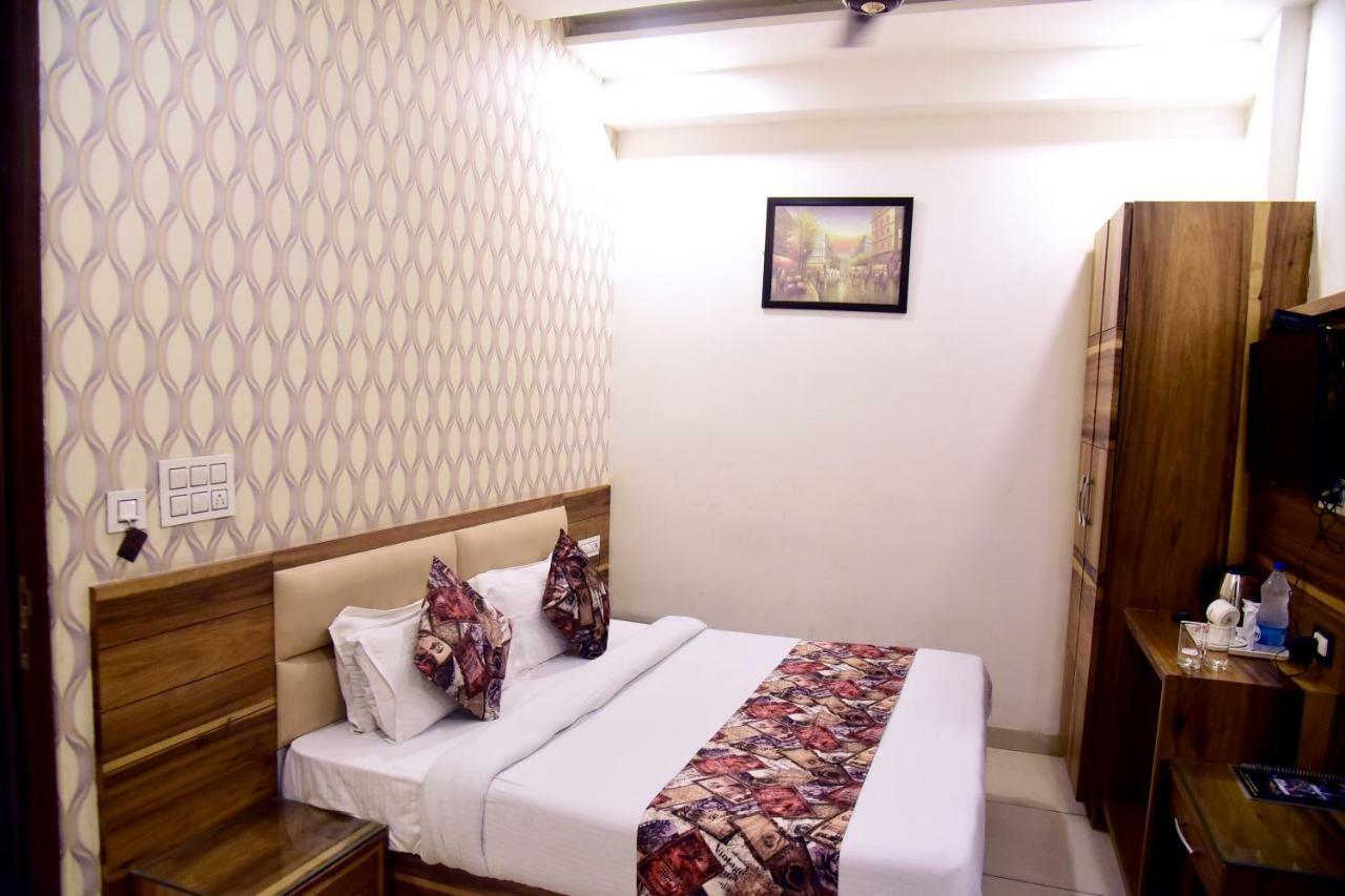 Hotel D S Inn Amritsar Exterior photo