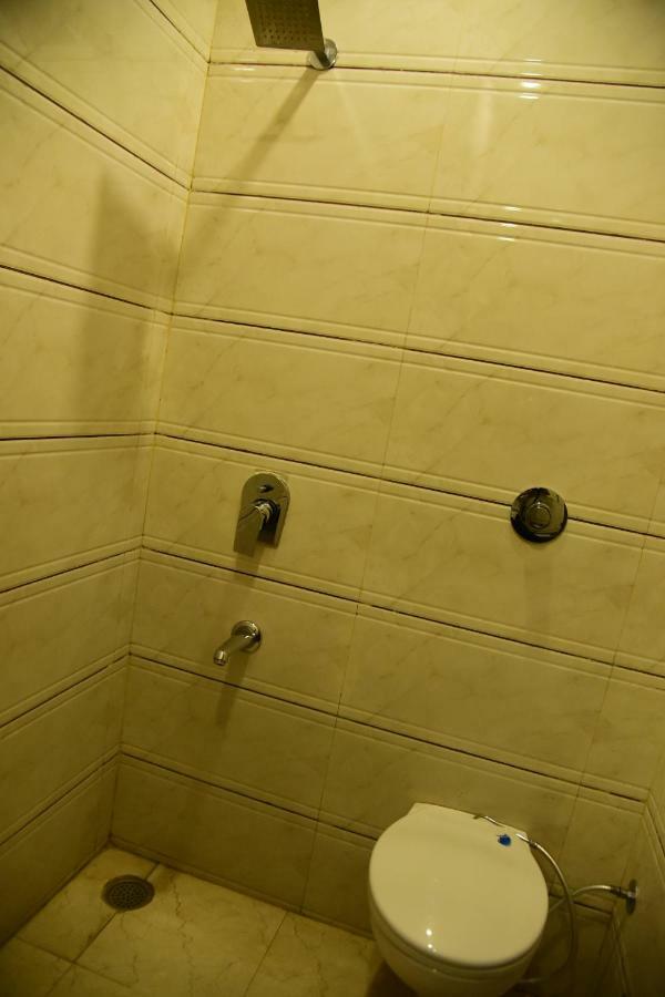 Hotel D S Inn Amritsar Exterior photo